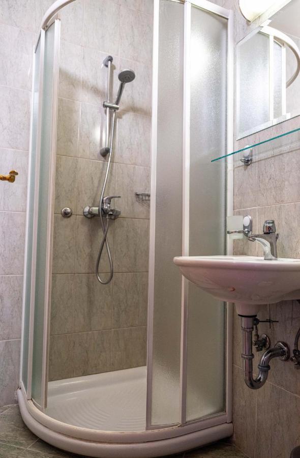 Trzin Lagoja B&B מראה חיצוני תמונה
