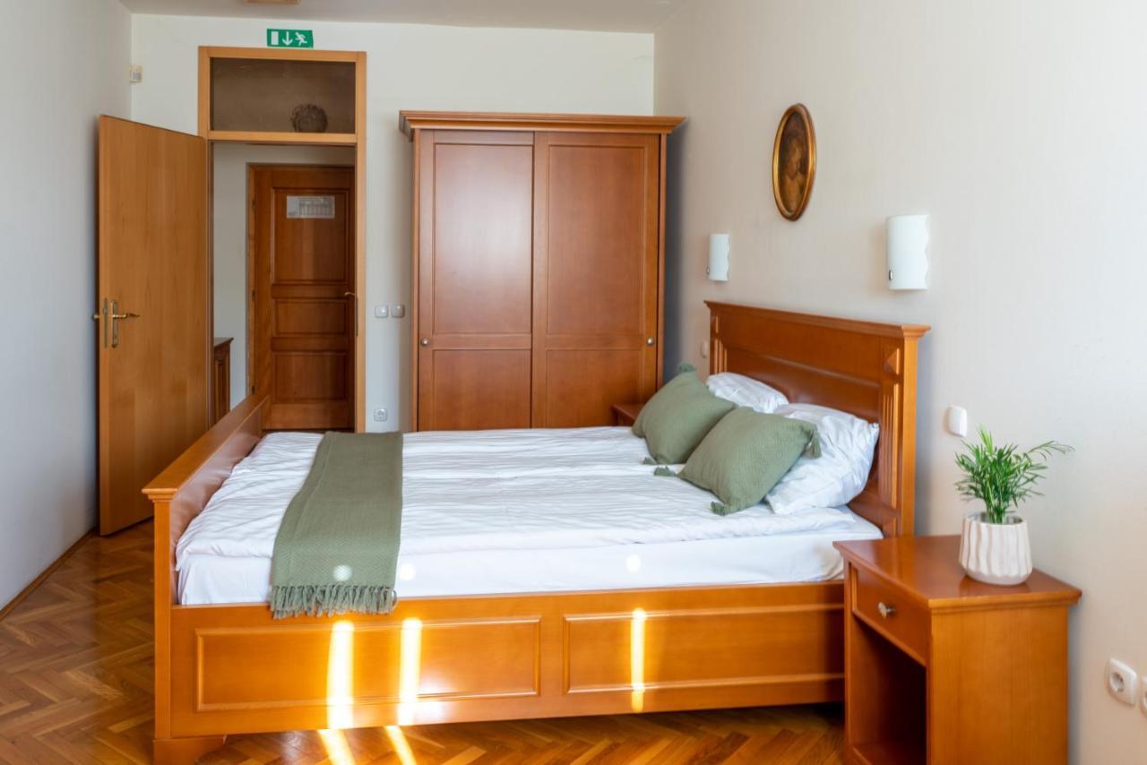 Trzin Lagoja B&B מראה חיצוני תמונה